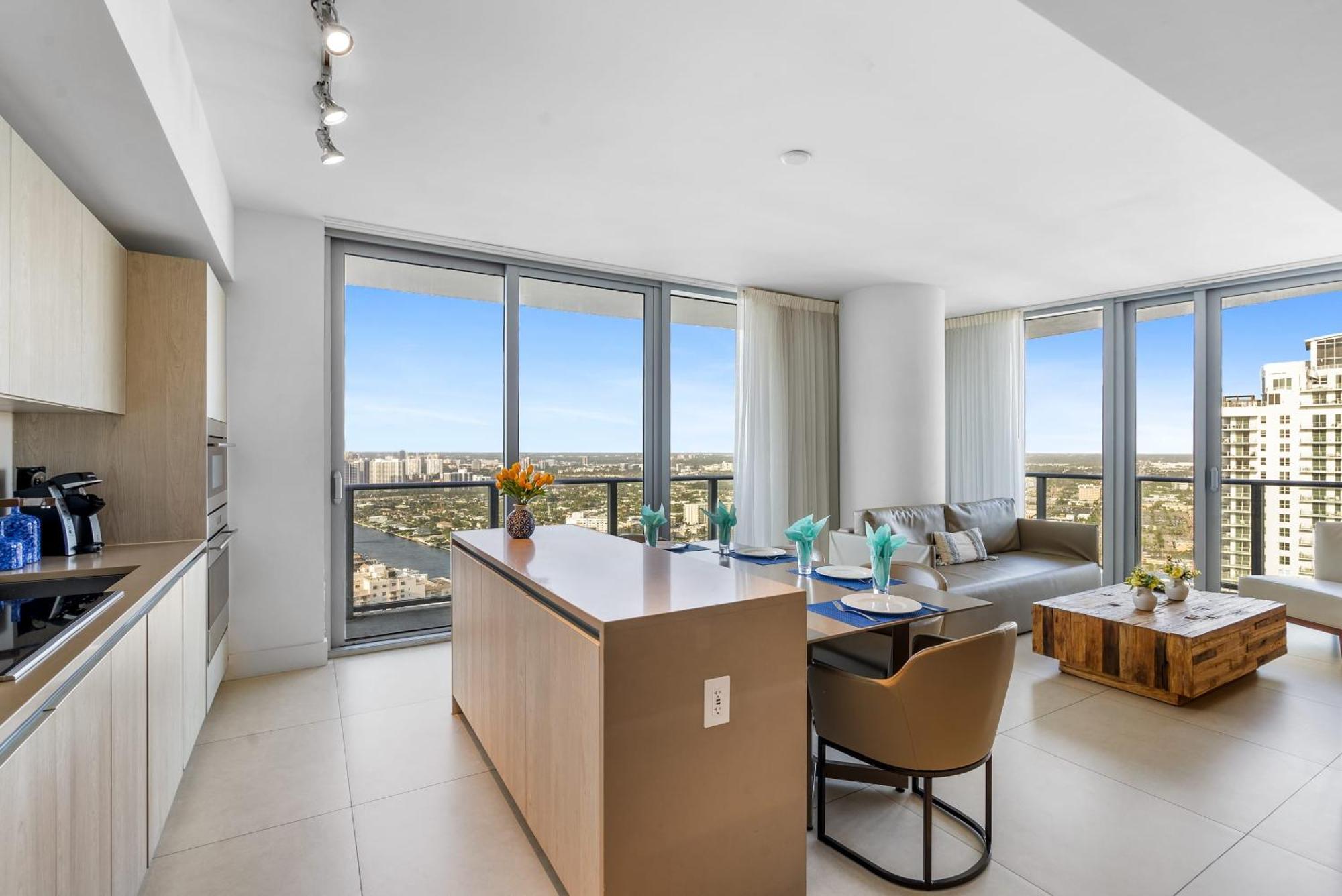High Floor Corner 2 Bdr At Lyfe Resort Hollywood Ngoại thất bức ảnh